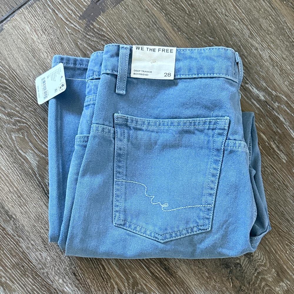 NWT We the Free Deep Trance Boyfriend Jeans